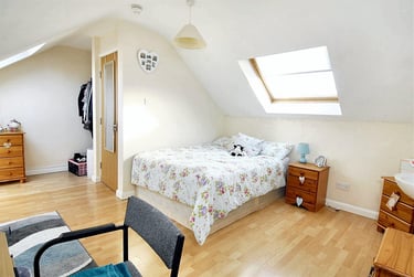 3 bed flat, Beaumont Road, Flat 3, St Judes, Plymouth, PL49BW - Image 1